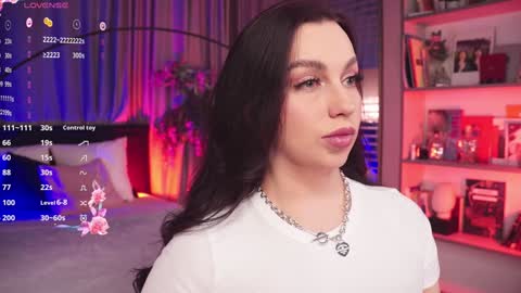 Luna  next streams Mon Fri Sat Sun 8pm-5am gmt0 online show from 02/02/25, 08:30