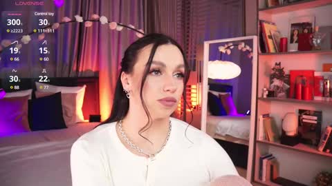 Luna  next streams Mon Fri Sat Sun 8pm-5am gmt0 online show from 03/02/25, 03:02