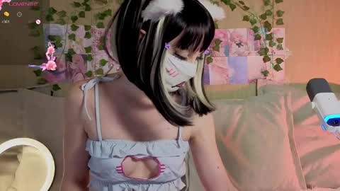 Snapshot of lunanyanmi chatting on 04/19/26, 10:25 Luna online show from 04/19/26, 10:25