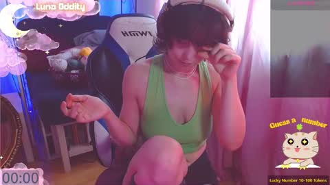 Luna online show from 10/07/25, 12:35