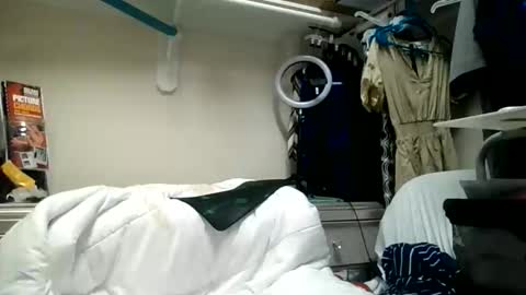 lunapixie2020 online show from 06/06/26, 01:32