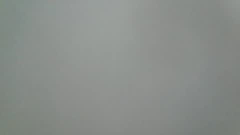 Snapshot of lunaplateada chatting on 04/19/26, 04:23 lunaplateada online show from 04/19/26, 04:23