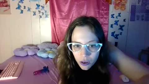 lunaquinn45 online show from 10/24/25, 11:34