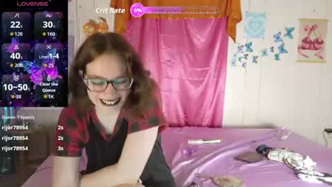 Snapshot of lunaquinn45 chatting on 06/25/26, 03:16 lunaquinn45 online show from 06/25/26, 03:16