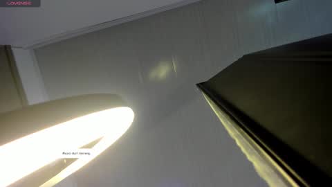 Luna  online show from 10/05/25, 02:59