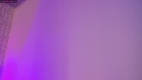 Luna  online show from 11/01/25, 04:53