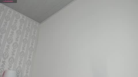 Luna  online show from 11/02/25, 04:31