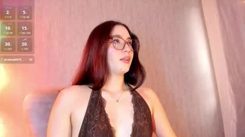 Snapshot of lunar_leen chatting on 03/26/26, 06:46 Luna online show from 03/26/26, 06:46