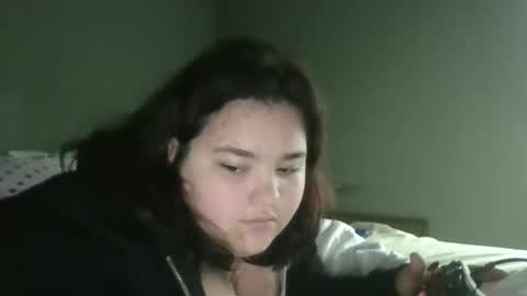 lunar_nightstar online show from 09/17/25, 02:19