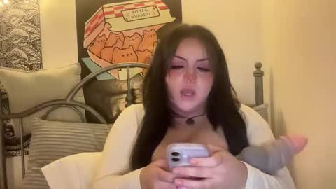 lunarangvl online show from 12/19/25, 12:50