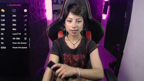Snapshot of lunarichy chatting on 05/05/26, 07:44 lunarichy online show from 05/05/26, 07:44