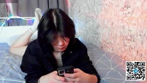 Snapshot of lunaroffset chatting on 07/17/26, 05:25 Matthew online show from 07/17/26, 05:25