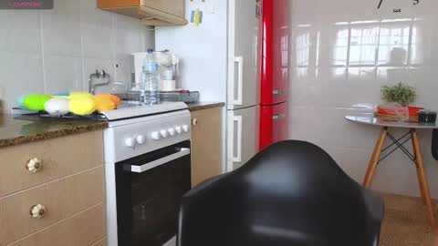 Snapshot of lunary_mix chatting on 02/09/25, 02:50  Luna online show from 02/09/25, 02:50