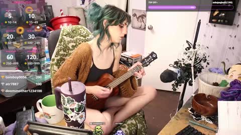 ..LunaSparkles. online show from 02/03/25, 08:46