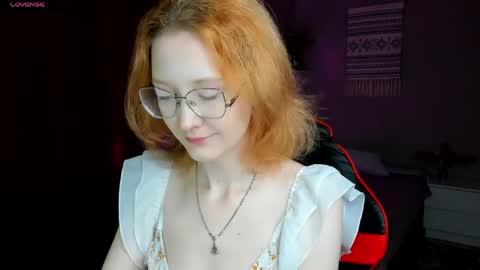 Snapshot of lunaterry chatting on 06/10/26, 07:40 lunaterry online show from 06/10/26, 07:40