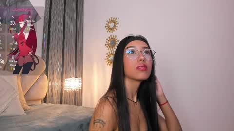 Snapshot of lunavelour_ chatting on 04/11/26, 06:56 Luna online show from 04/11/26, 06:56