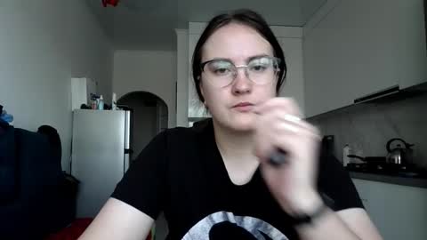 lunavelvet3 online show from 11/05/25, 11:32