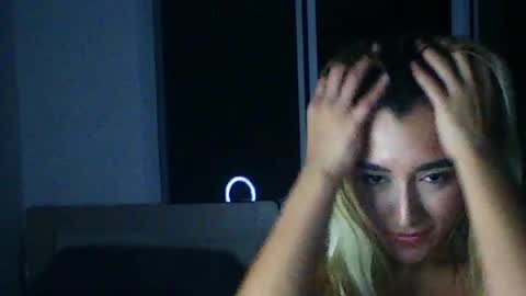 Snapshot of lunavelvvet chatting on 07/27/26, 02:51 lunavelvvet online show from 07/27/26, 02:51