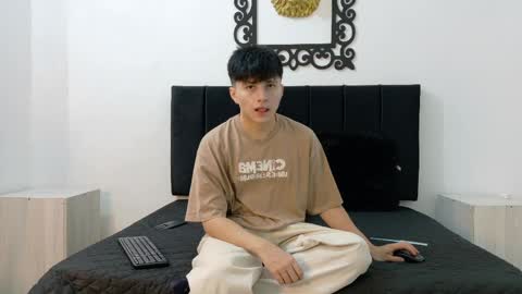Snapshot of lunaydream chatting on 05/25/26, 11:27 lunaydream online show from 05/25/26, 11:27