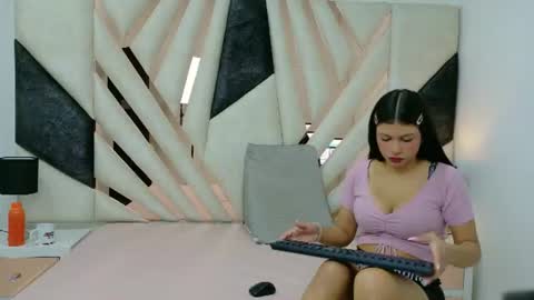Luna y Sebastian online show from 07/13/26, 02:20