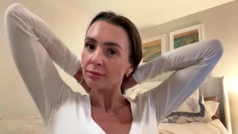 Snapshot of lunazxverly chatting on 12/04/25, 05:06 Luna online show from 12/04/25, 05:06