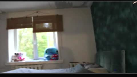 Snapshot of lunessadoll chatting on 10/05/25, 02:15 LunessaDoll online show from 10/05/25, 02:15