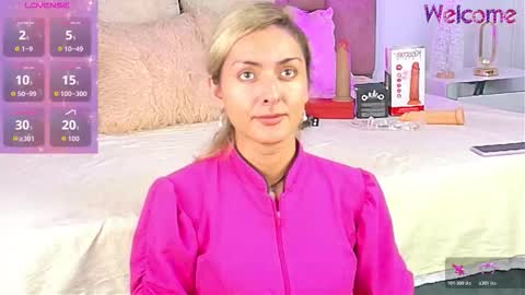 lunitadiva online show from 11/27/25, 01:24