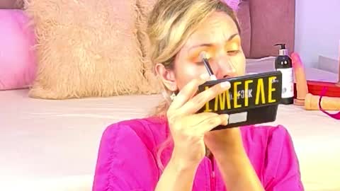 lunitadiva online show from 12/03/25, 01:42