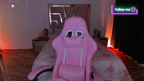 LUNA ROSE online show from 05/05/26, 03:03