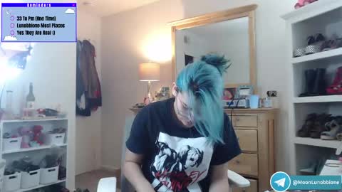 Snapshot of lunobbione chatting on 04/16/26, 04:41 Lunobbione online show from 04/16/26, 04:41