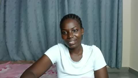 luo_queen online show from 10/05/25, 11:02