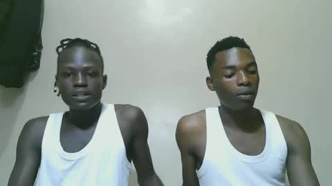 luoislove online show from 11/11/25, 07:14