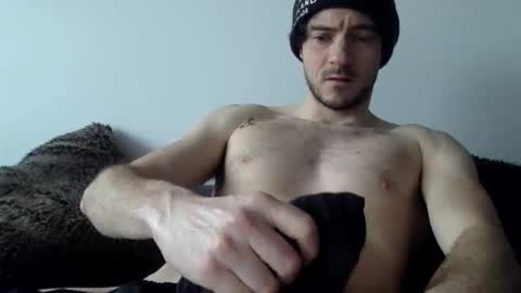 Snapshot of lupine_666 chatting on 01/07/25, 11:05 Lupine online show from 01/07/25, 11:05