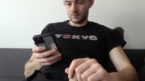 Snapshot of lupine_666 chatting on 02/18/25, 10:49 Lupine online show from 02/18/25, 10:49