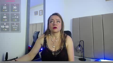 Lupita223 online show from 03/12/25, 12:47