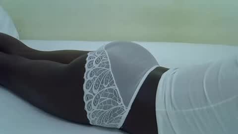 sweet girl online show from 01/11/25, 01:06