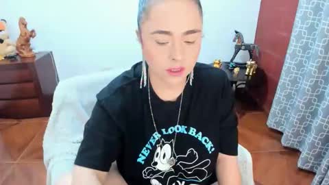 Snapshot of luscious86 chatting on 04/08/26, 01:33 PAULINA online show from 04/08/26, 01:33