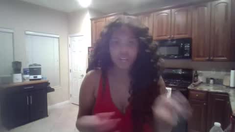 Snapshot of lusciouskoko chatting on 11/15/25, 07:05 Luscious Koko online show from 11/15/25, 07:05