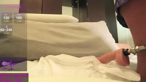 lusciouslipsxx online show from 12/01/25, 07:02