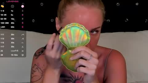 Snapshot of lushcherry chatting on 07/22/26, 06:38 your sweet Liana online show from 07/22/26, 06:38