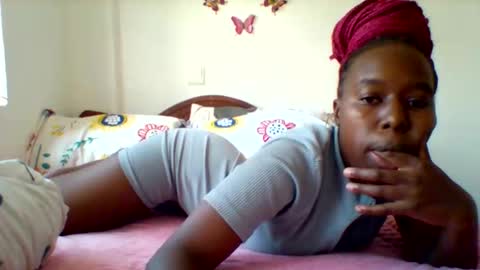 lushlola254 online show from 12/23/25, 11:08