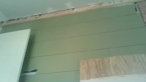 Snapshot of lushuslucy chatting on 02/24/25, 10:36 Kikithebaee online show from 02/24/25, 10:36