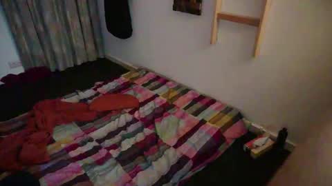 Snapshot of lust62 chatting on 10/26/25, 11:42 lust62 online show from 10/26/25, 11:42