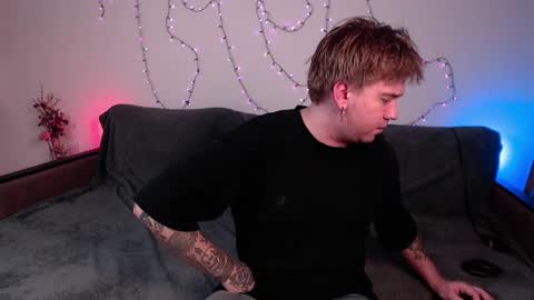 Snapshot of lust_beyond chatting on 04/11/26, 12:48 Dan Hailey online show from 04/11/26, 12:48