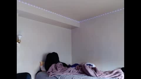 LUST online show from 09/21/25, 07:15