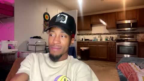 LUST online show from 12/05/25, 07:06