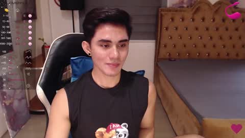 Snapshot of lustdesirex19 chatting on 02/12/25, 05:47 David online show from 02/12/25, 05:47