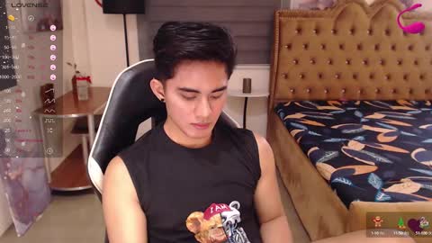 Snapshot of lustdesirex19 chatting on 03/01/25, 08:23 David online show from 03/01/25, 08:23