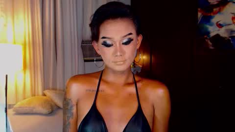 AdriannaFowks online show from 05/05/26, 03:09