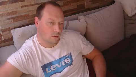 Snapshot of lustonfan chatting on 05/02/26, 08:47 lustonfan online show from 05/02/26, 08:47